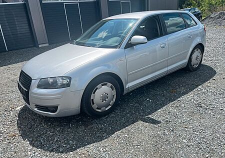 Audi A3 Sportback 1.6 Attraction *5TRG*TÜV 10/2026*