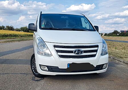 Hyundai H-1 Starex