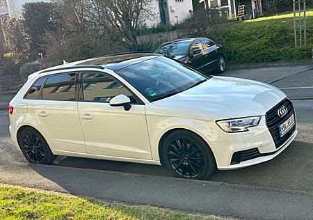 Audi A3 Sportback 1.5TFSI*150PS*Pano*Soundsys*Klima