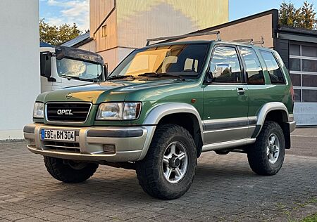 Opel Monterey B 3.5i - Offroad/Camping - 2. Hand-AHK