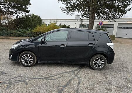 Toyota Verso 1.8 Comfort