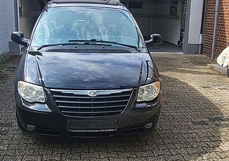 Chrysler Voyager Classic 2.8 CRD Autom. 6 Sitze