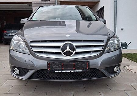 Mercedes-Benz B 180 BlueEFFICIENCY -