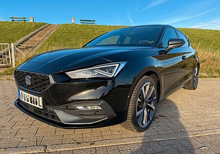 Seat Leon 1.4 e-HYBRID FR 5D KAM LED PANO LENKHEIZ