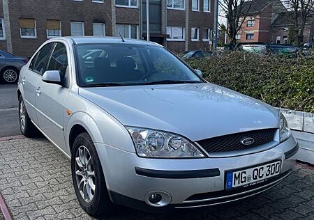 Ford Mondeo Ghia MK3