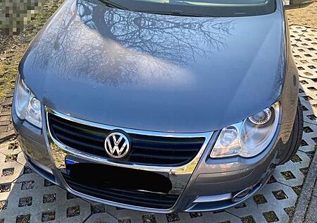 VW Eos Volkswagen 2.0 TDI - Bi Xenon Gepflegter Zustand .