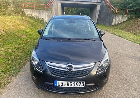 Opel Zafira Tourer 2.0 CDTI 170PS TÜV 7 Sitzer