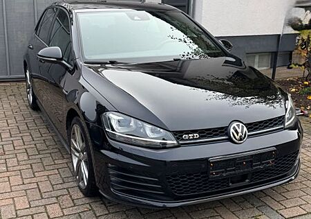 VW Golf Volkswagen 2.0 TDI BMT GTD GTD