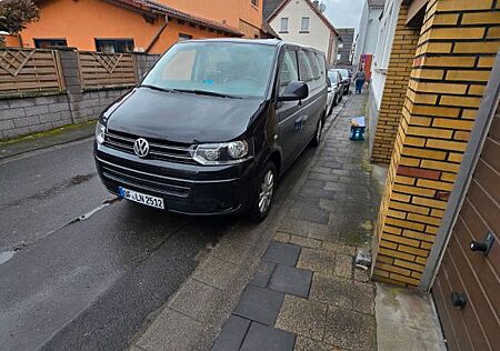VW T5 Caravelle Volkswagen Comfortline langer Radstand