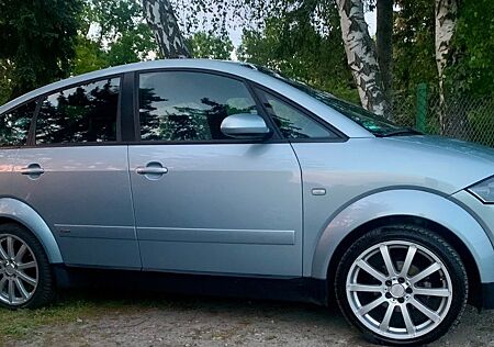 Audi A2 1.4 -