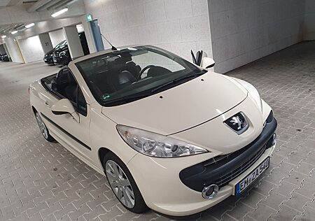 Peugeot 207 CC Platinum 150 THP TOPZUSTAND 1A