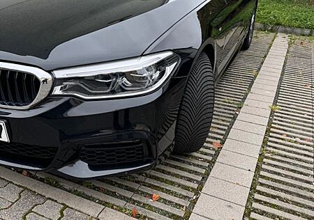 BMW 520d -M Sport ,Alcantara Limousine