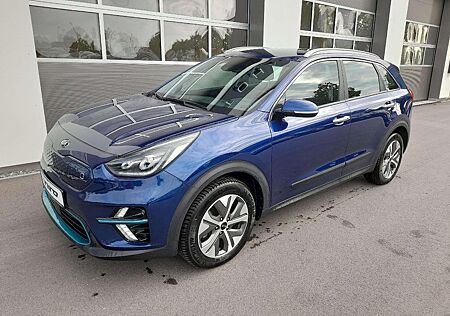 Kia Niro e- Vision 3-Phasiges Laden LED-Paket Wärmepu