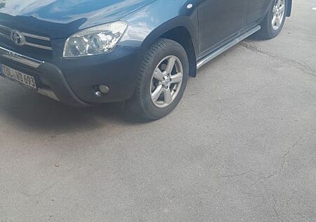 Toyota RAV 4 2.0-l-VVT-i 4x4 Sol Sol