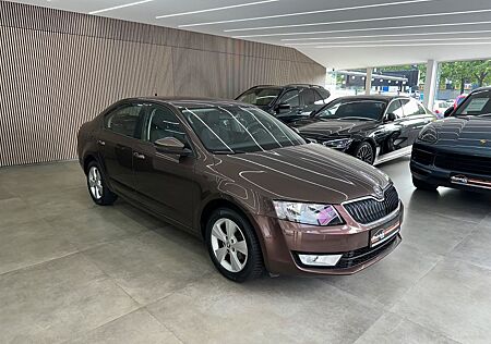 Skoda Octavia 1.2 TSI DSG Elegance*1.Hand*AHK*Navi*