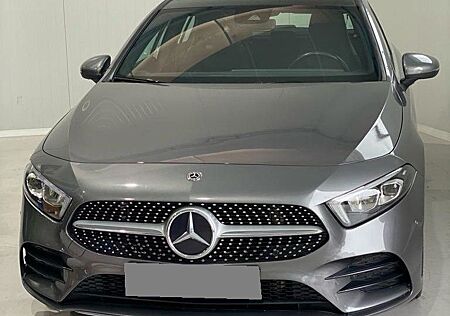 Mercedes-Benz A 180 d DCT -