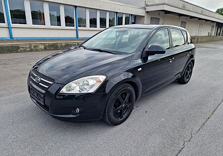 Kia Cee'd / Ceed 2.0 TÜV-NEU