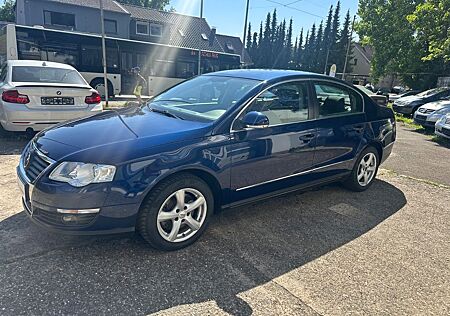 VW Passat Volkswagen Lim. Comfortline Auomatik