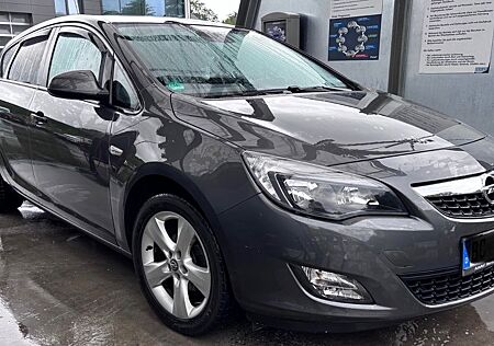Opel Astra 1.4 Turbo Selection 103kW Selection