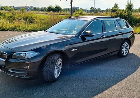 BMW 520i Touring -