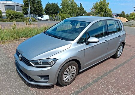 VW Golf Sportsvan Volkswagen 1.6 TDI DSG Trendline BMT Tre...