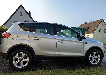 Ford Kuga 2,0 TDCi 4x4 120kW Titanium PowerShift ...