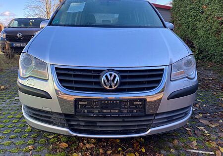 VW Touran Volkswagen 1.6 -