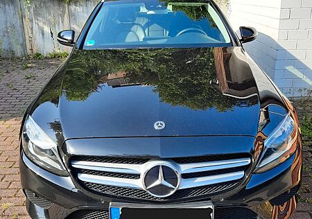 Mercedes-Benz C 220 d 4MATIC T Autom. -