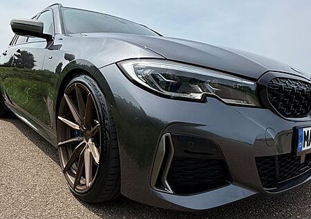 BMW 340 M340i xDrive Touring Auto -