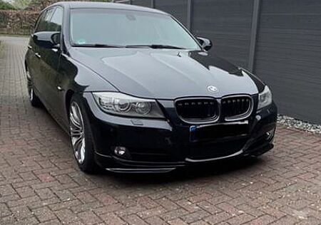 BMW 318d Touring -Scheckheft Tempomat Leder