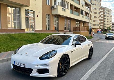 Porsche Panamera Diesel -