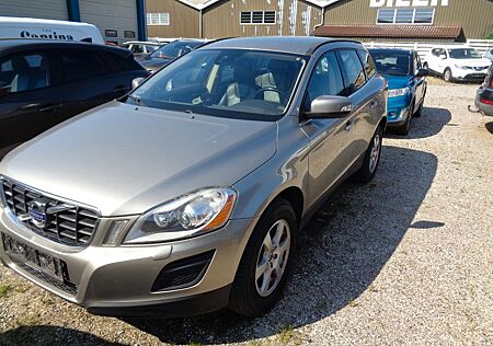 Volvo XC 60 XC60 Momentum AWD