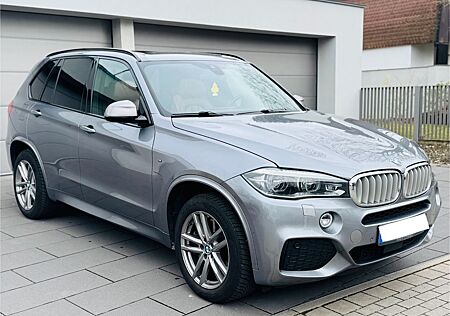 BMW X5 M50D 7Sitz Individual Pano/HUD/DIG /AHK/KAMR