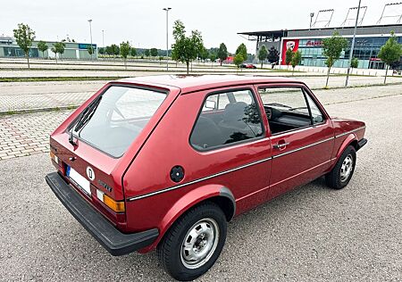 VW Golf Volkswagen 1 LX Sondermodell mit TÜV