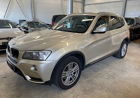 BMW X3 xDrive 20d Aut X-Line AHK HUD Navi Xenon Pano