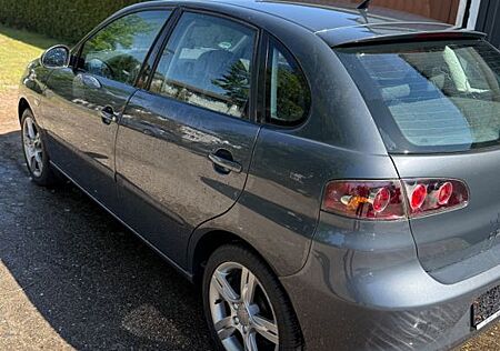 Seat Ibiza 1.4 16V 63kW Sport Edition/TÜV 5/2027