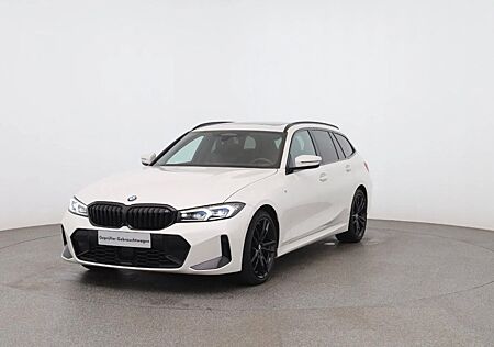 BMW 320 Touring d xDrive M Sport PANO+AHK+M+HK