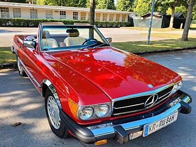 Mercedes-Benz SL 560