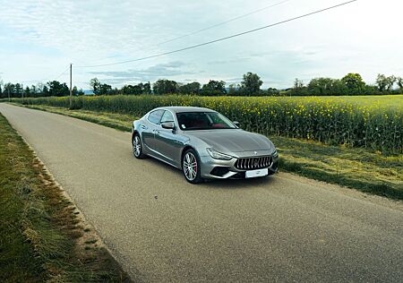 Maserati Ghibli 3.0 V6 Diesel 275HP GRANSPORT Auto RWD