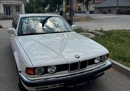 BMW 735