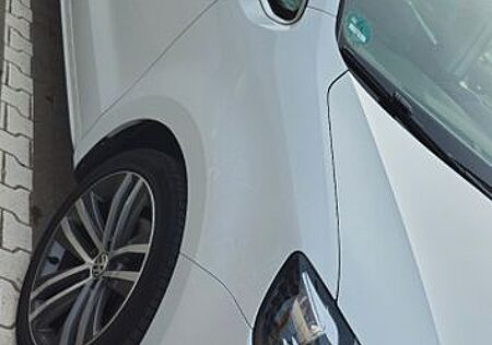 VW Sharan Volkswagen 2.0 TDI DSG 130kW BMotion Tech Highli...