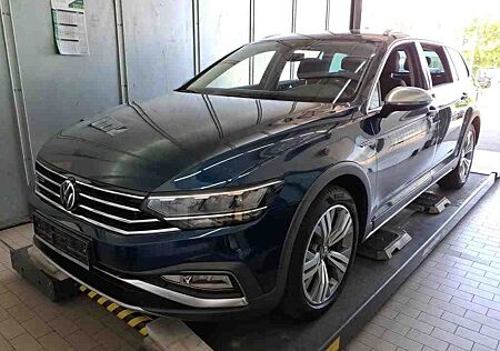 VW Passat Alltrack Volkswagen DSG 4Motion AHK Kamera LED