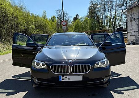 BMW 525d xDrive Touring - 8 Fach bereift - Top