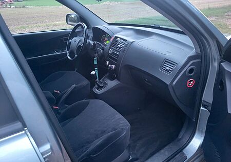 Hyundai Tucson 2.0 GLS 4WD GLS 79TKm Allrad