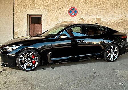 Kia Stinger 3.3 T-GDI AWD GT GT LEDER Panorama