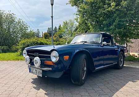 Triumph TR6