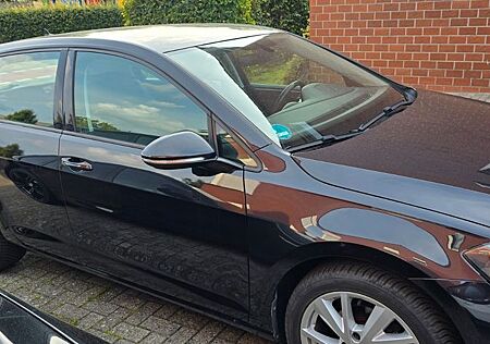 VW Golf Volkswagen 1.6 TDI Sound Sound