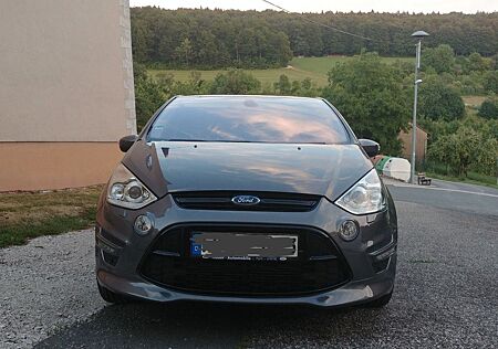 Ford S-Max 2,0 EcoBoost 149kW Titanium S PowerShi...