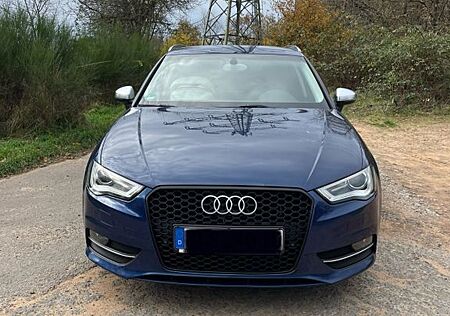 Audi A3 1.6 TDI S tronic Ambition Sportback Ambition