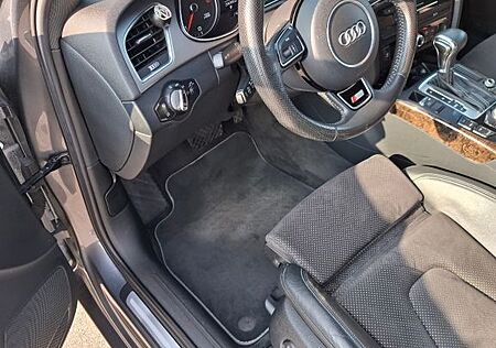 Audi A4 2.0 TDI 130kW S tr. quattro S line Avant ...